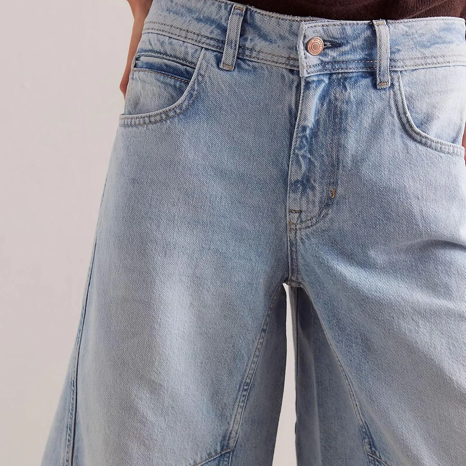 Knee Length Baggy Jorts Women Straight Leg Denim Bermuda Shorts Low Rise Jean Shorts with Pockets