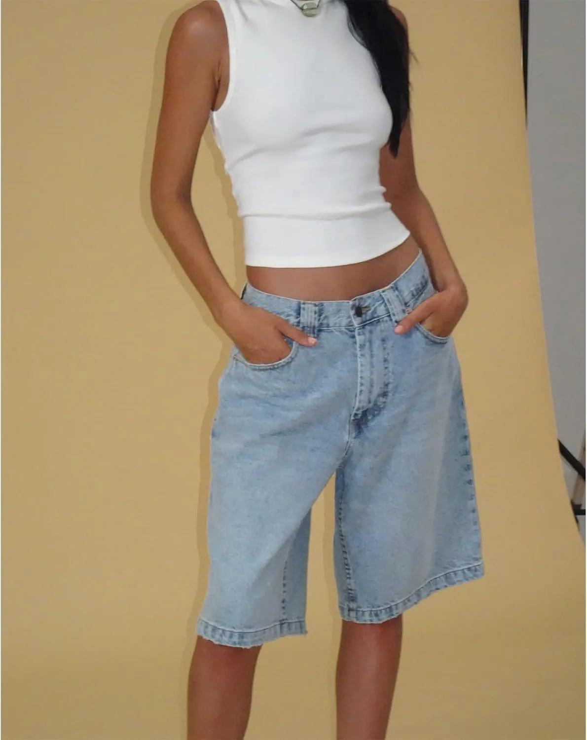 Knee Length Baggy Jorts Women Straight Leg Denim Bermuda Shorts Low Rise Jean Shorts with Pockets