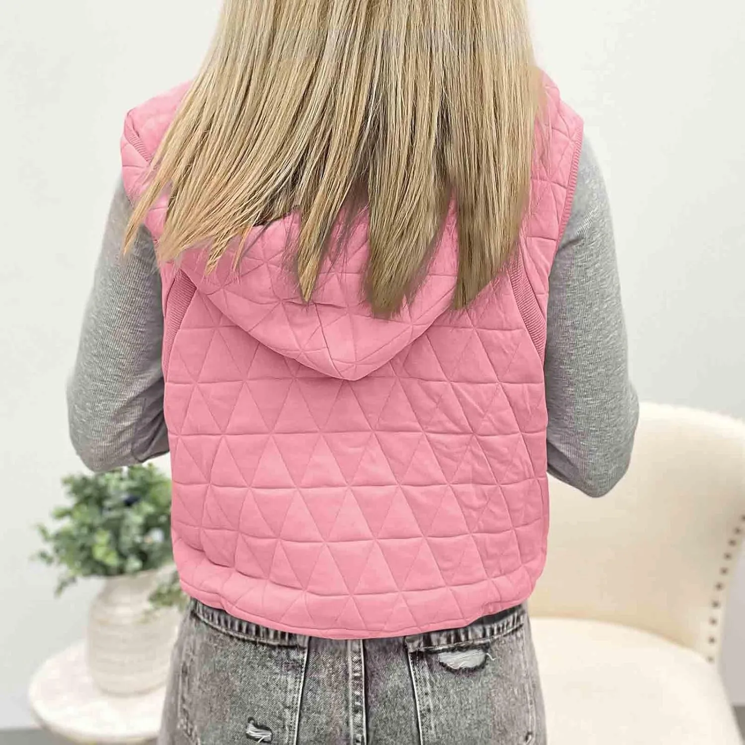 Lmdudan Women's 2024 Fall Vest Casual Sleeveless Hooded Zip Up Jacket Trendy Lightweight Winter Coat Outerwear with Pockets