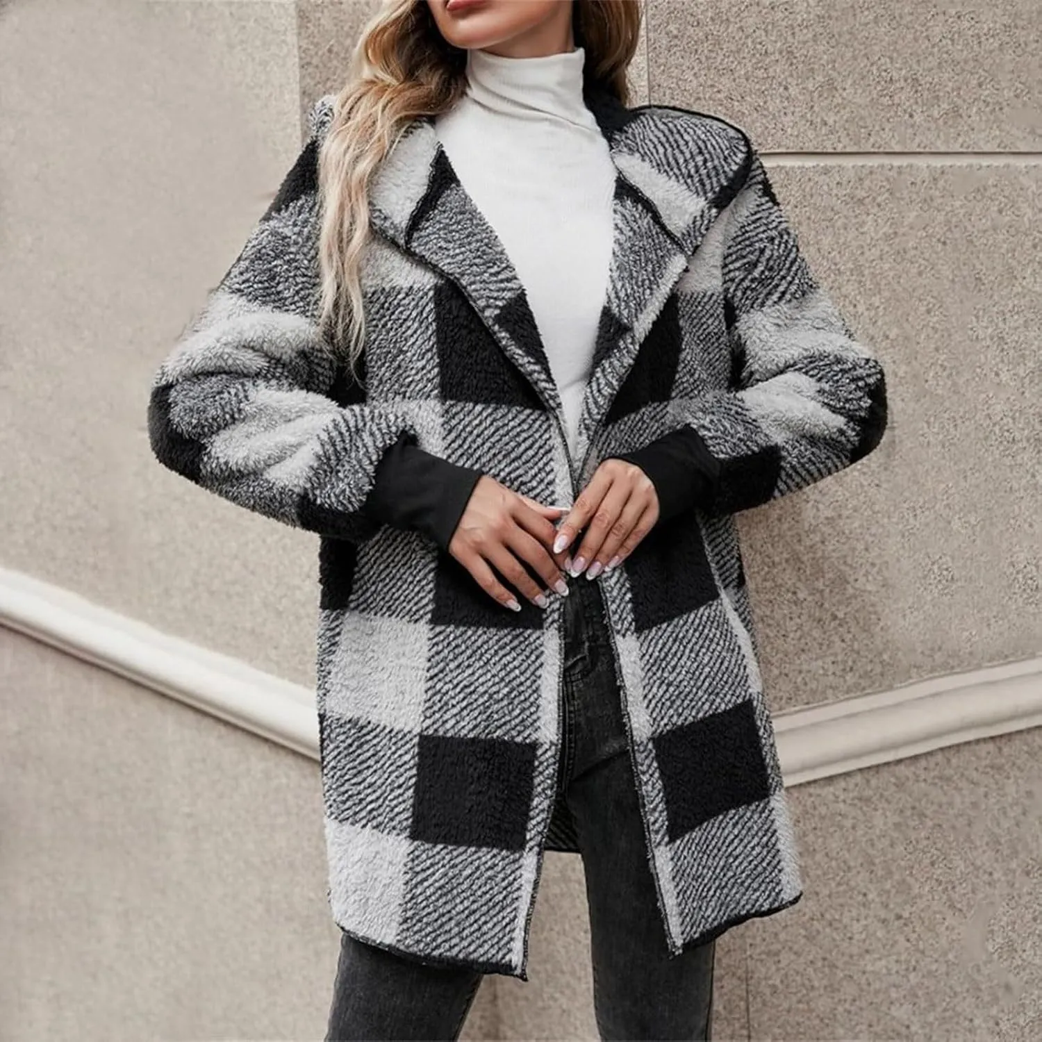 Shackets for Women Fall Zip Up Fuzzy Plaid Jacket Plus Size Casual Warm Winter Fleece Long Hoodie Coat with Pockets