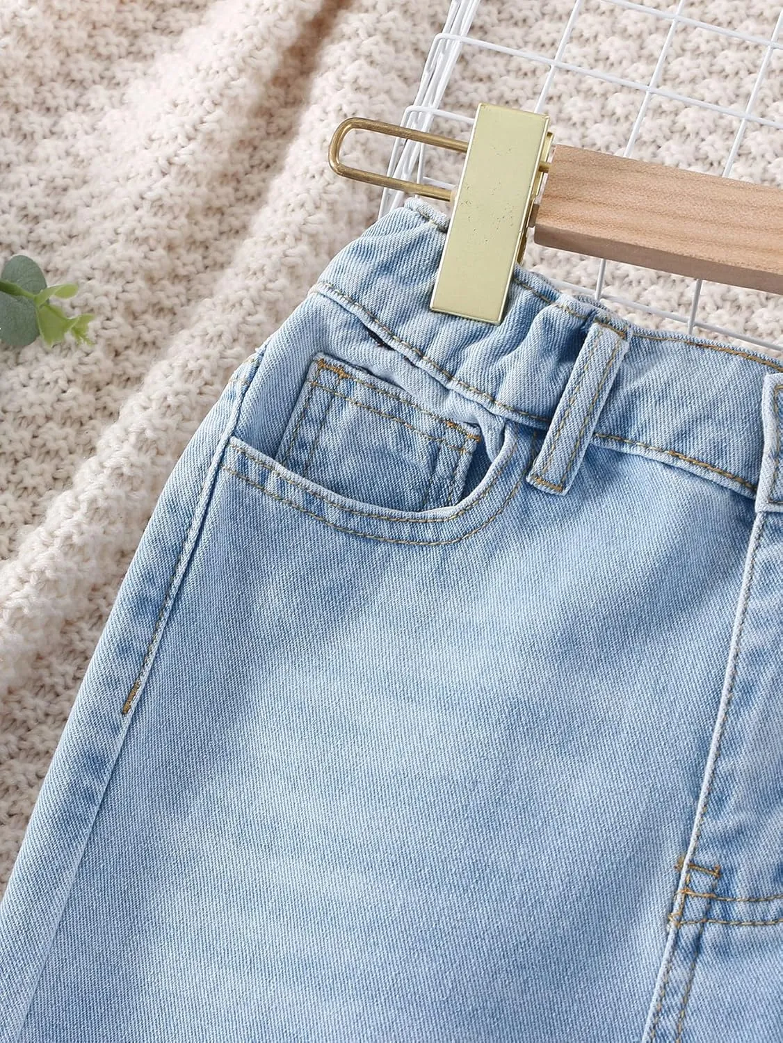 WDIRARA Girl's High Waisted Ripped Raw Hem Flare Bell Bottom Jeans Denim Pants