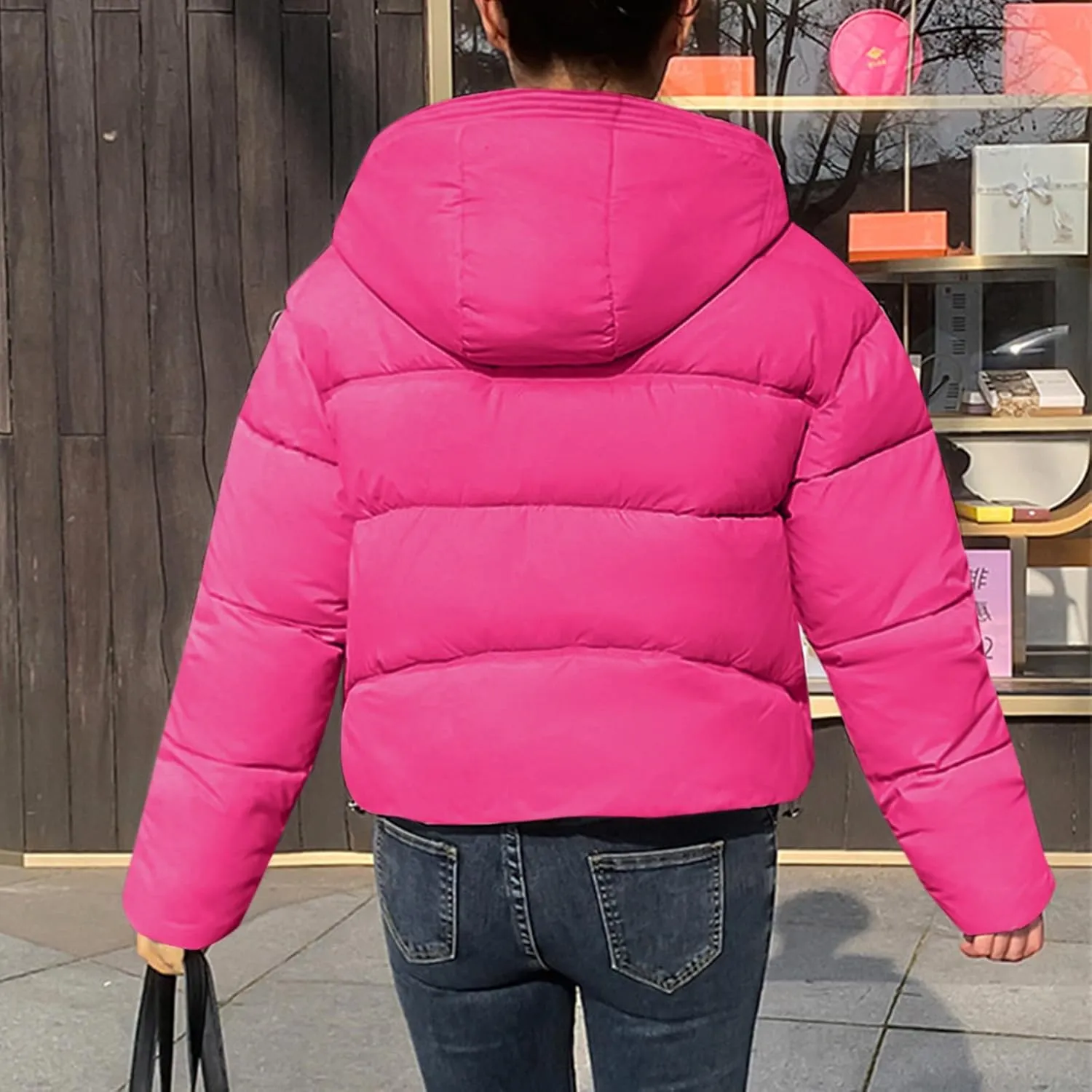 Women's Cropped Puffer Jackets Hooded Winter Coats Thicken Puffy Short Down Coats Quilted Lightweight Jackets Outerwear