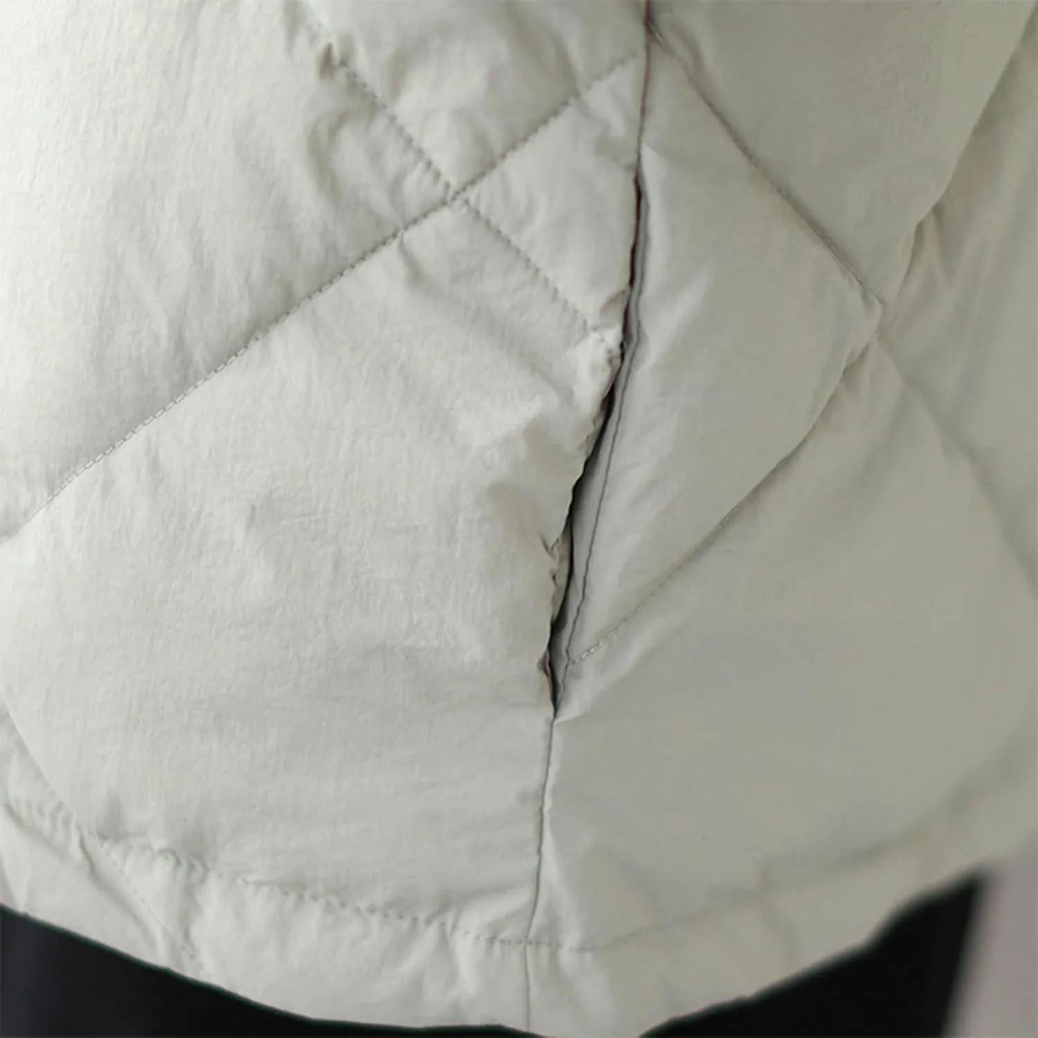 Womens Quilted Jackets for Fall Lightweight Puffer Jacket Crop Down Jacket Insulated Winter Jacket Trendy Outfits