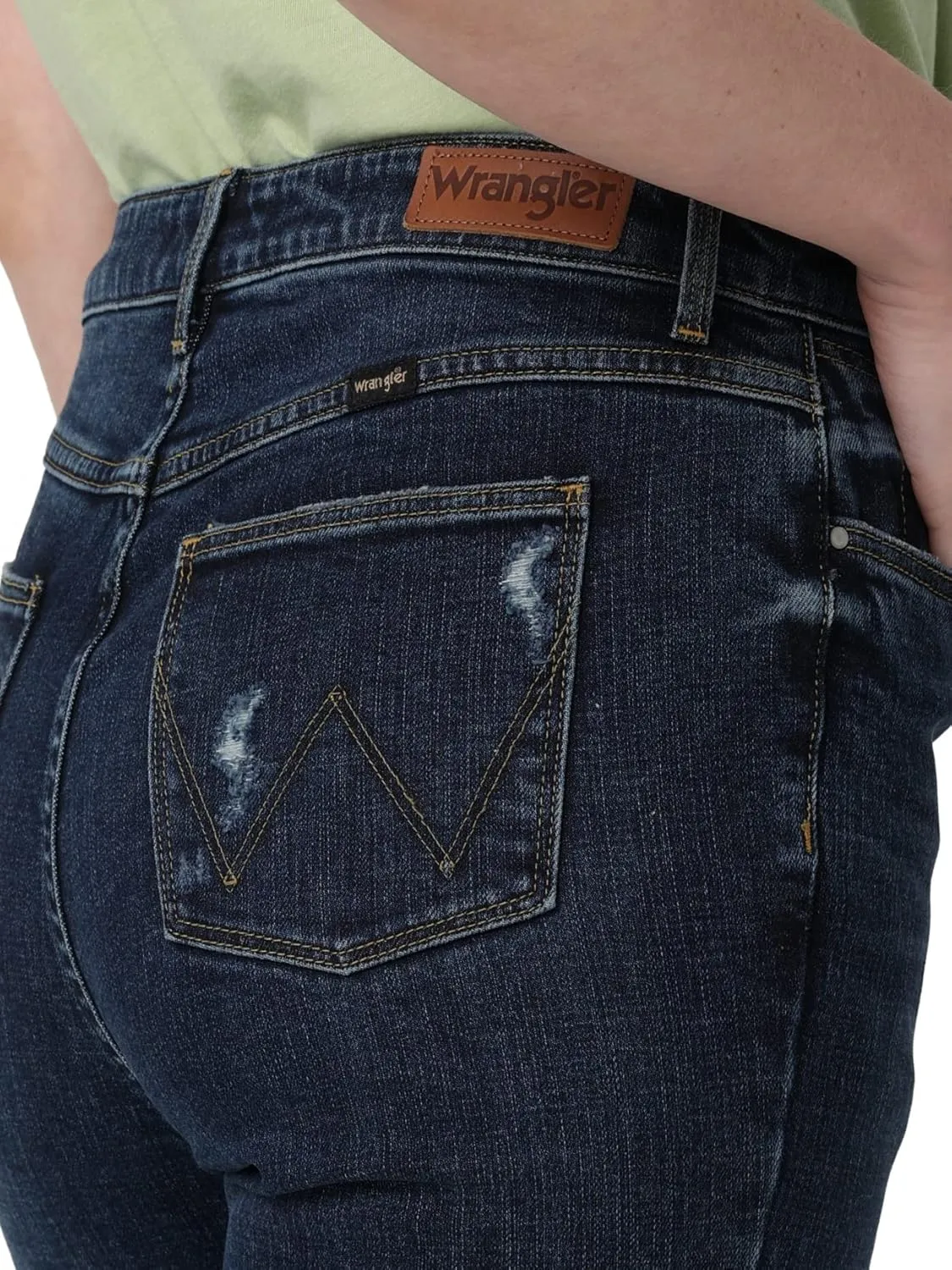 Wrangler Women's High Rise Rodeo Straight Leg Crop Jeans