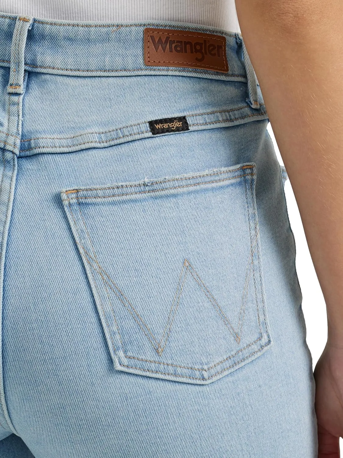 Wrangler Women's High Rise True Straight Fit Jeans