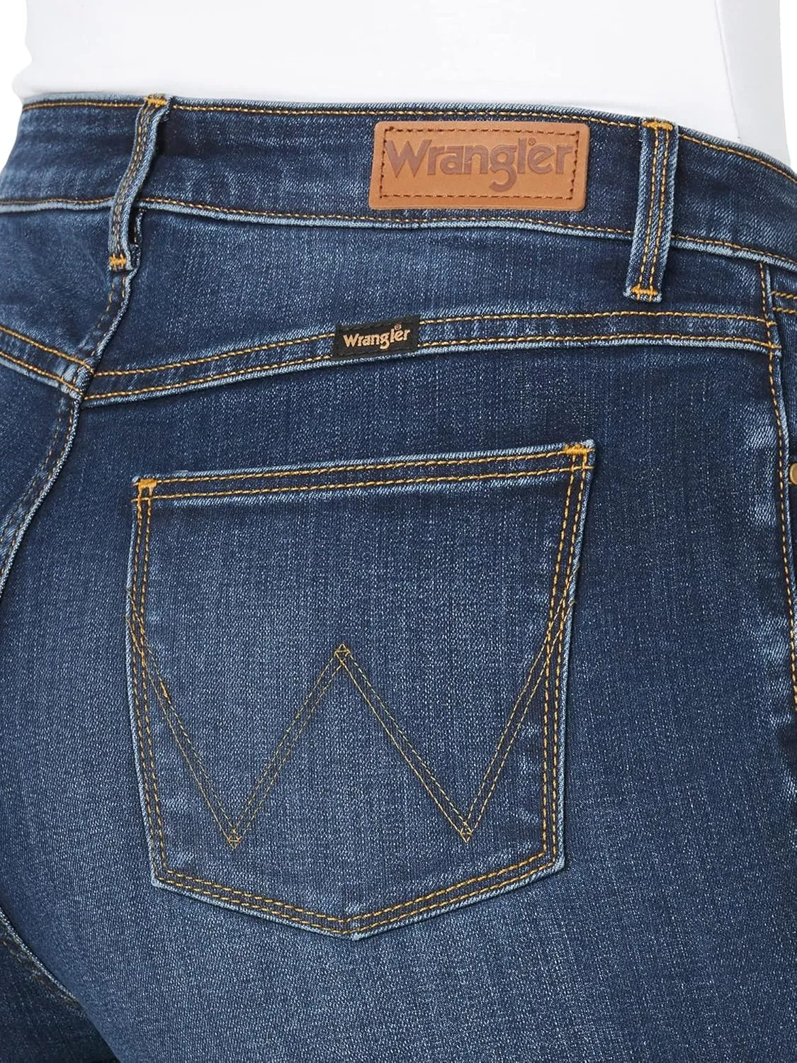 Wrangler Women's High Rise True Straight Fit Jeans